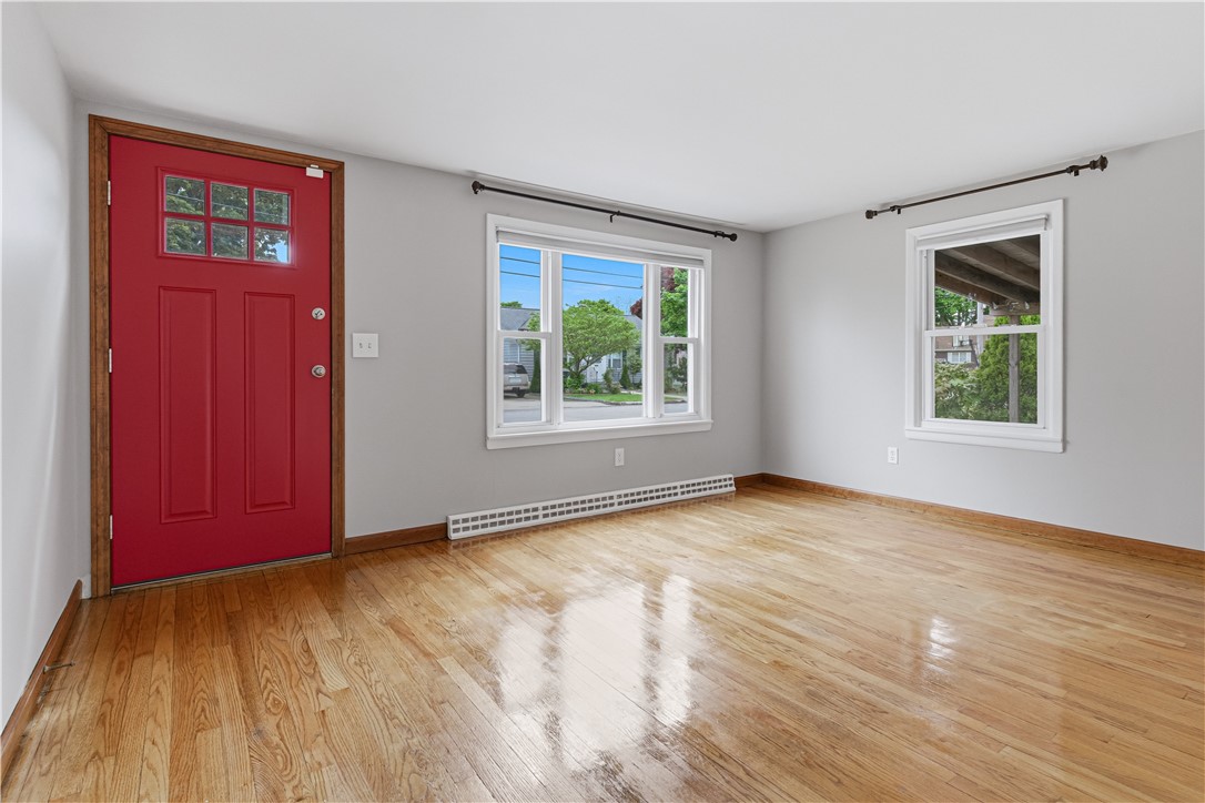 72 Julian Street Pawtucket, RI 02861 - Photo 11 of 30