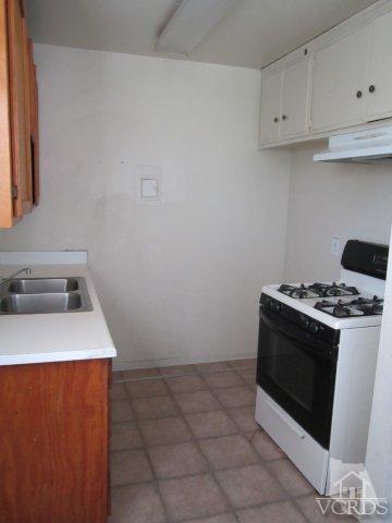 1925 Ginger Street, Unit 212 Oxnard, CA 93036 - Photo 3 of 16 Additional Photo