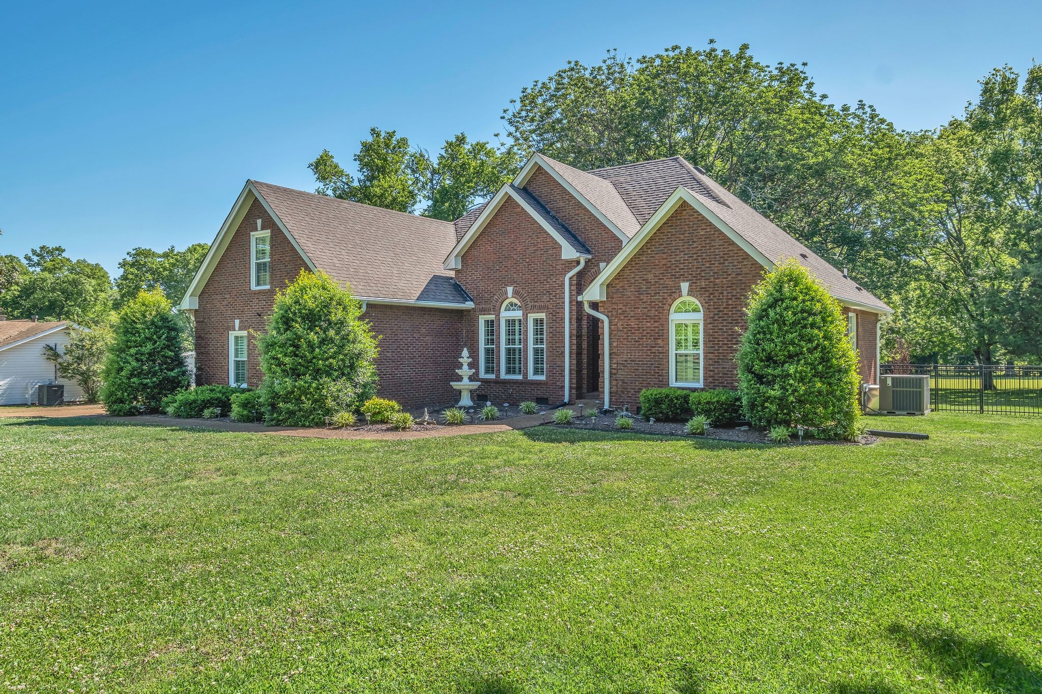 5646 Valley View Road Brentwood, TN 37027 - Photo 5 of 34