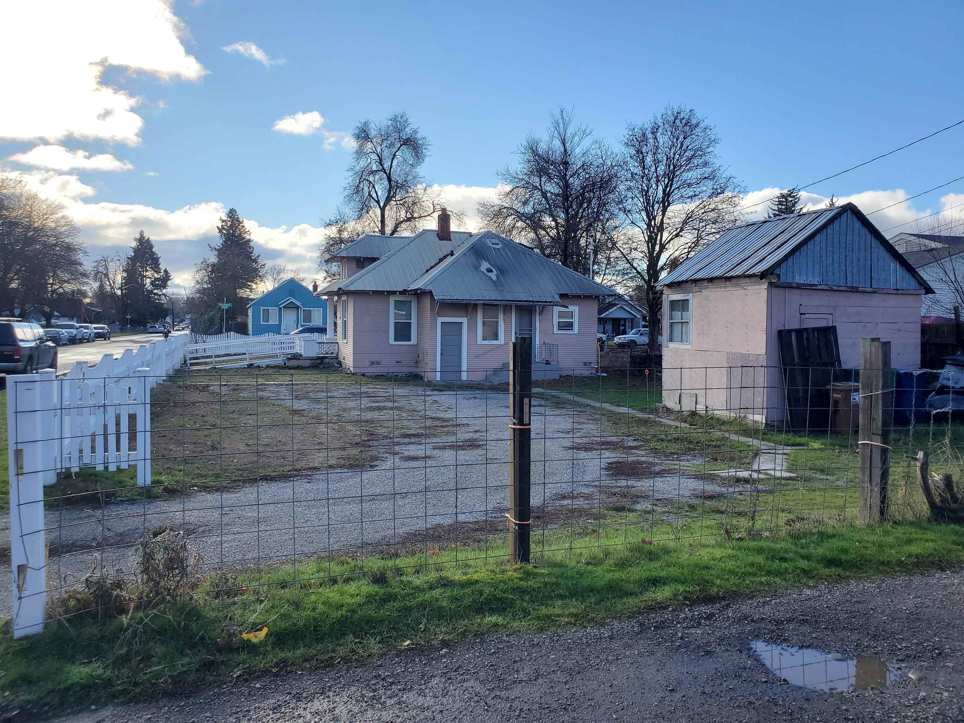 4203 North Napa Street Spokane, WA 99207 - Photo 9 of 33