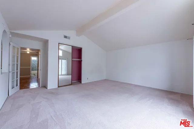 a view of empty room