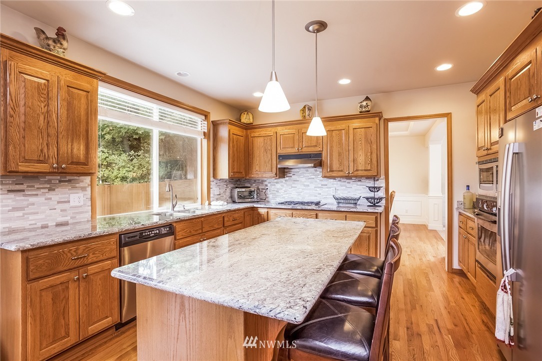 125 181st Street Southwest Bothell, WA 98012 - Photo 14 of 20