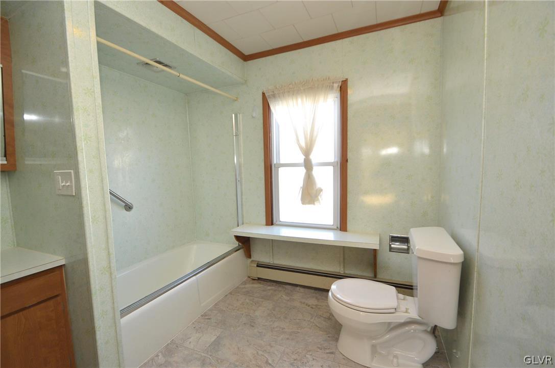 5724 Sullivan Trail Nazareth, PA 18064 - Photo 14 of 31