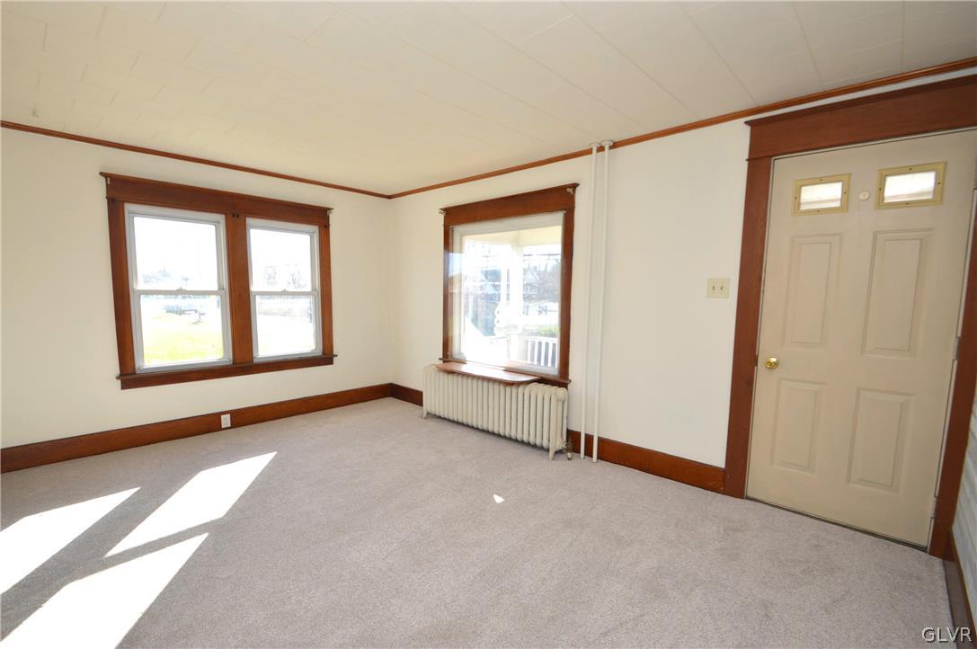 5724 Sullivan Trail Nazareth, PA 18064 - Photo 4 of 31