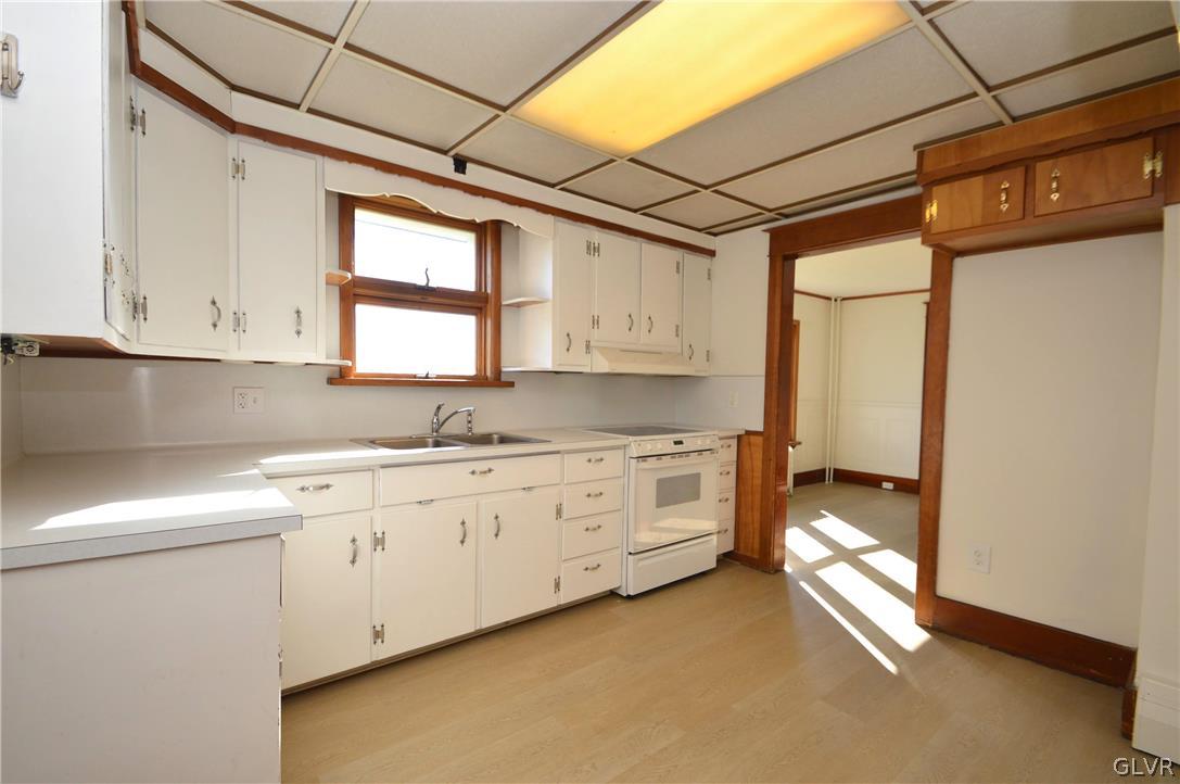 5724 Sullivan Trail Nazareth, PA 18064 - Photo 8 of 31