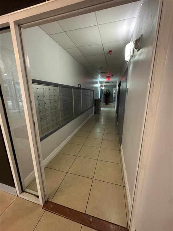 850 North Miami Avenue, Unit W703 Miami, FL 33136 - Photo 22 of 38 a view of a hallway
