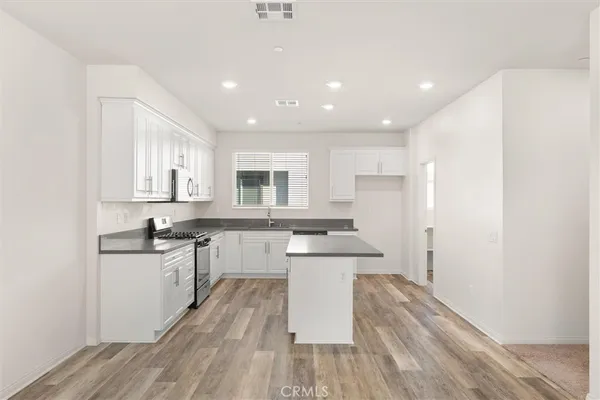$859,000 | 1212 Ironsides Lane, Harbor City, CA 90710