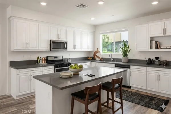 $859,000 | 1212 Ironsides Lane, Harbor City, CA 90710