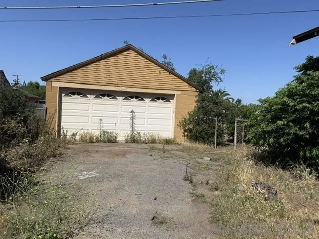 8932 1st Street Santee, CA 92071 - Photo 5 of 7