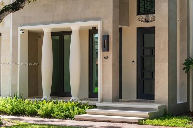 $5,799,000 | 613 Almeria Avenue, Coral Gables, FL 33134