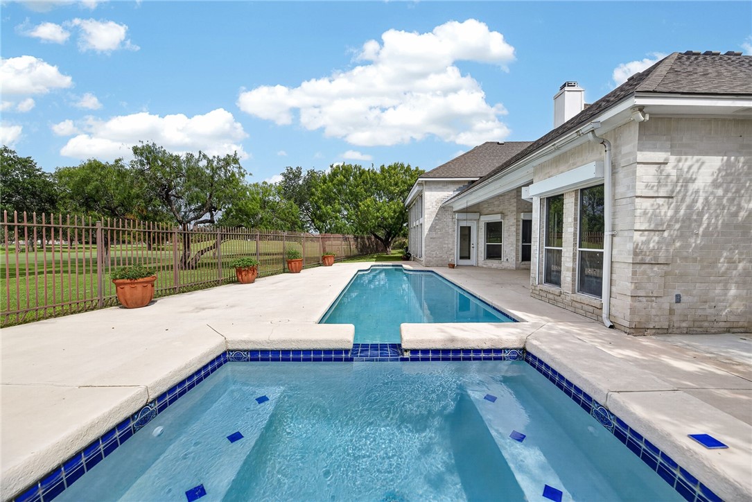 5409 Wooldridge Road Corpus Christi, TX 78413 - Photo 35 of 40