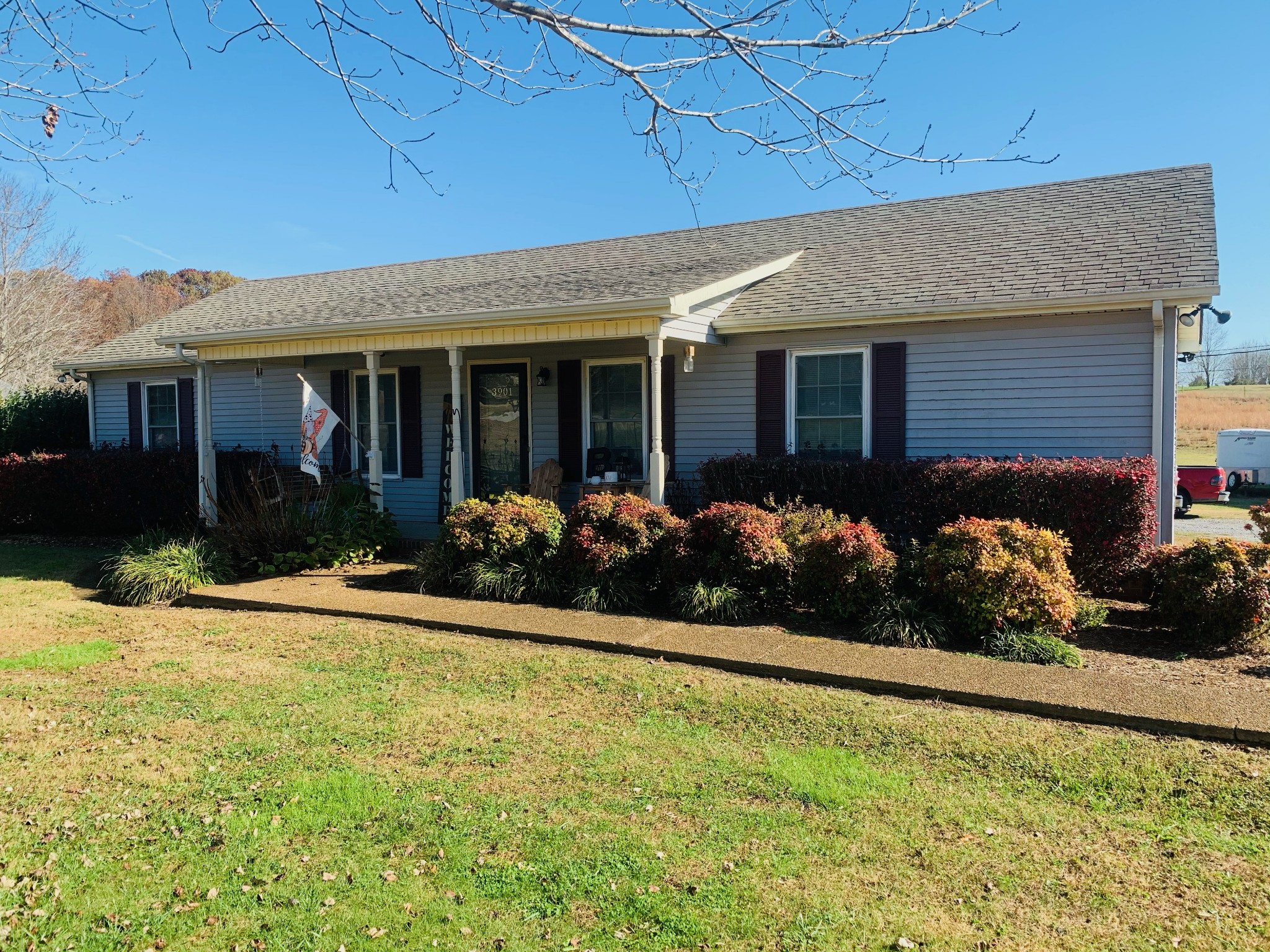 3901 Armstrong Road Springfield, TN 37172 - Photo 1 of 23 a front view of a house with garden