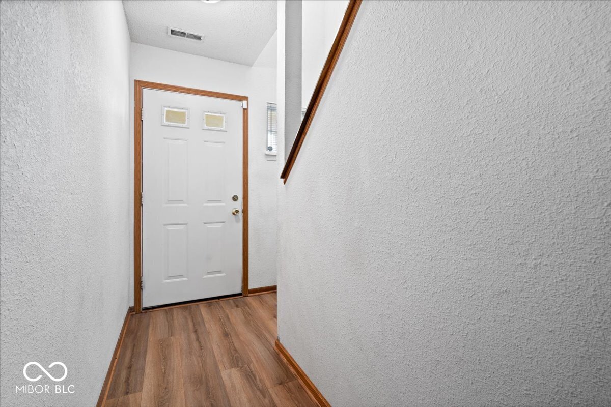 10242 Liverpool Way Indianapolis, IN 46236 - Photo 18 of 39