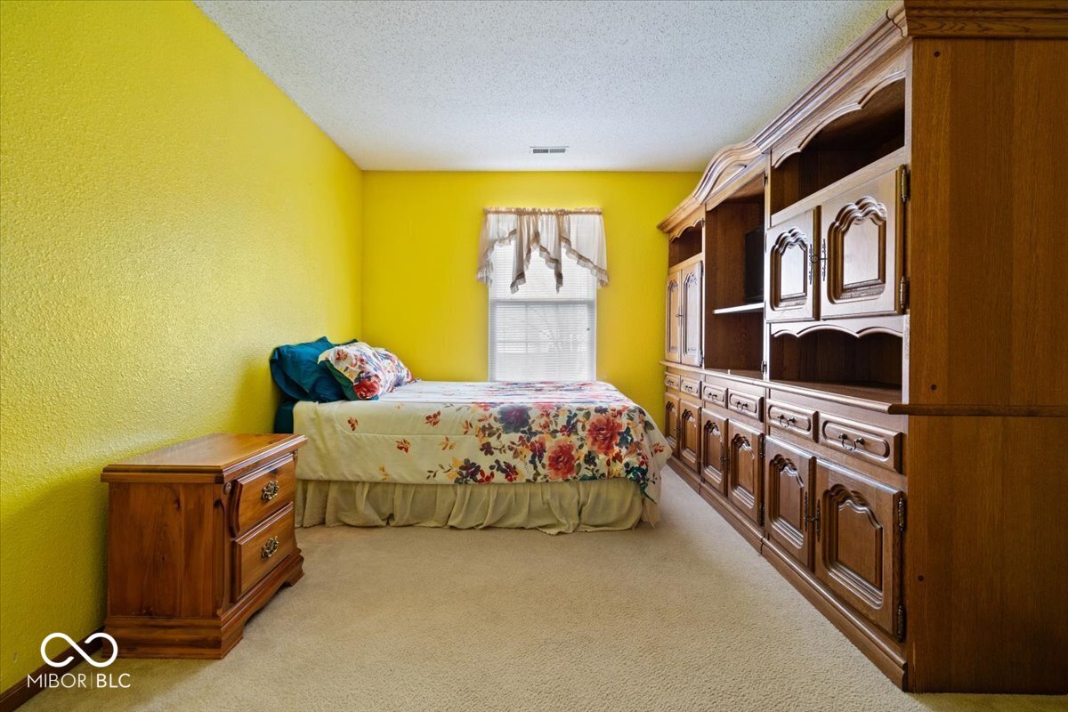 10242 Liverpool Way Indianapolis, IN 46236 - Photo 21 of 39