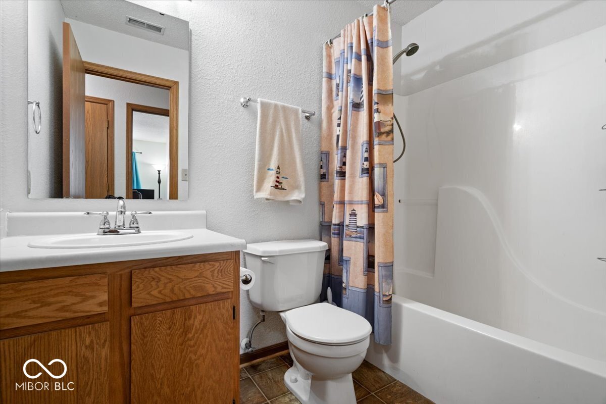 10242 Liverpool Way Indianapolis, IN 46236 - Photo 28 of 39