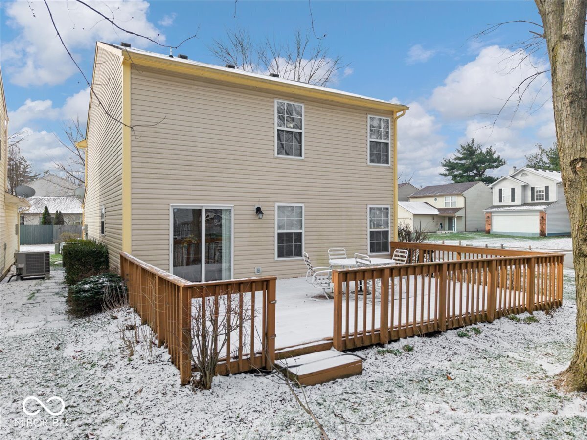 10242 Liverpool Way Indianapolis, IN 46236 - Photo 33 of 39