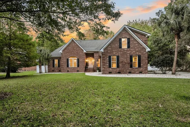 $1,399,000 | 3708 Colonel Vanderhorst Circle, Mount Pleasant, SC 29466