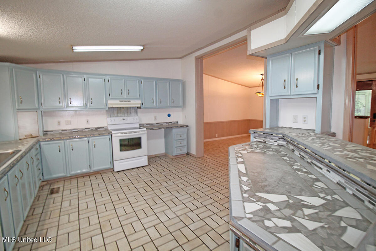 202 Howell Road Lucedale, MS 39452 - Photo 17 of 48 2 (8)