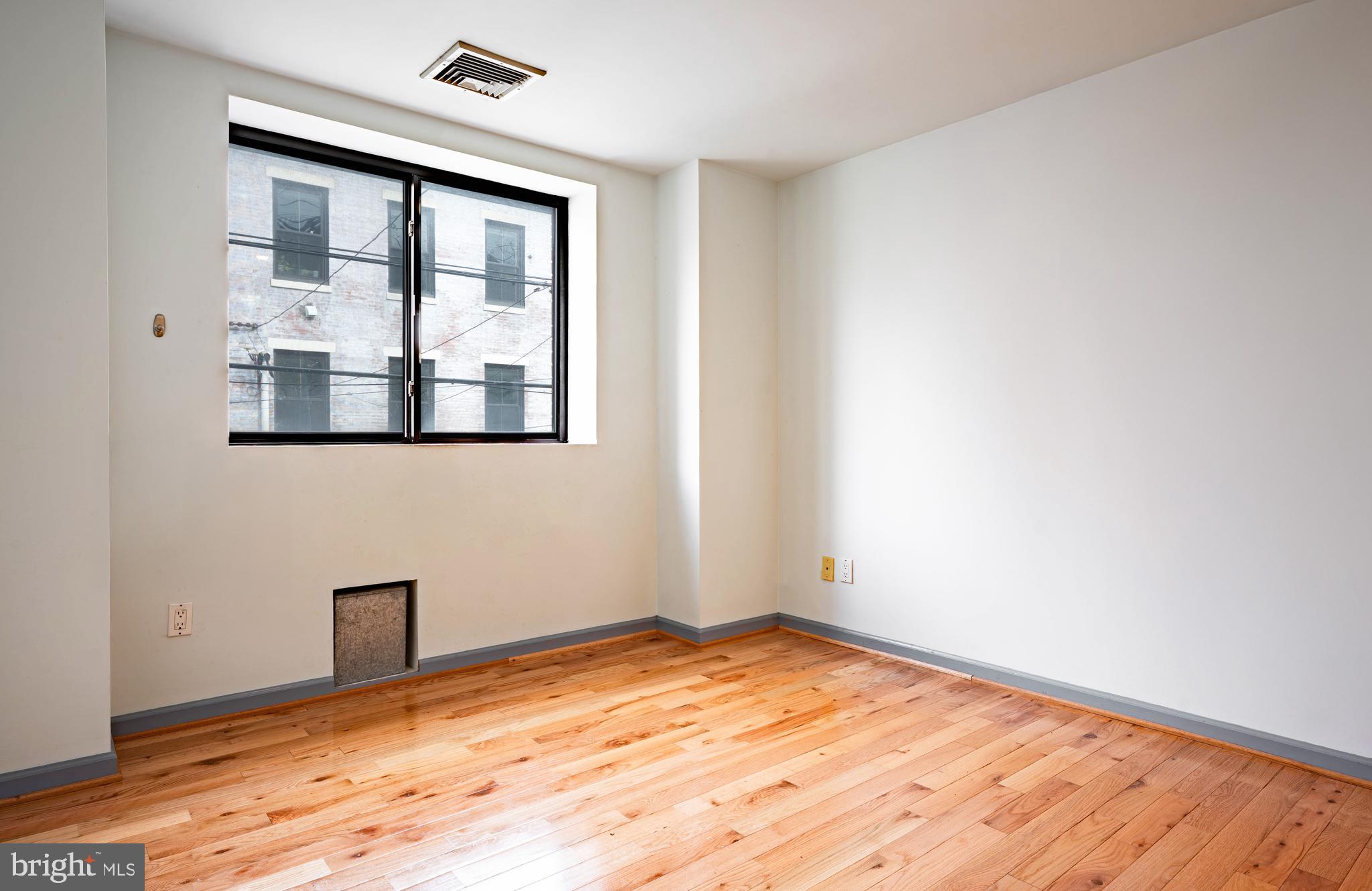 763 South 8th Street, Unit 2 F3 Philadelphia, PA 19147 - Photo 12 of 16