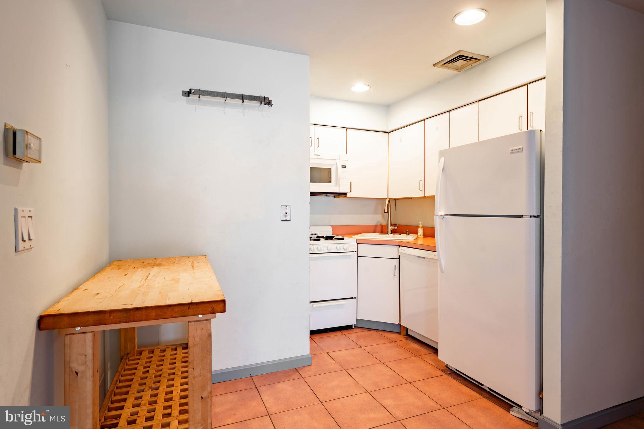 763 South 8th Street, Unit 2 F3 Philadelphia, PA 19147 - Photo 6 of 16