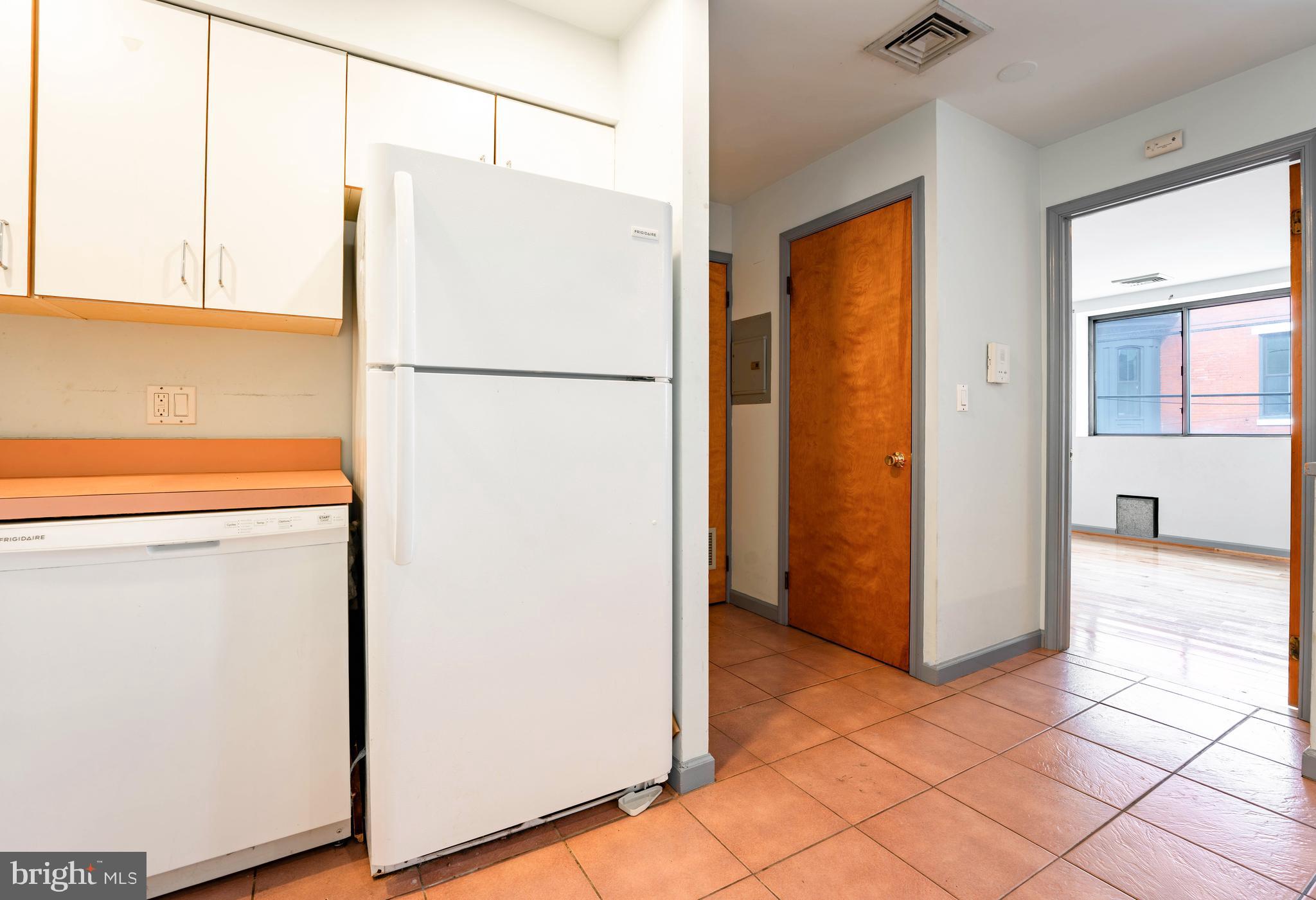 763 South 8th Street, Unit 2 F3 Philadelphia, PA 19147 - Photo 7 of 16