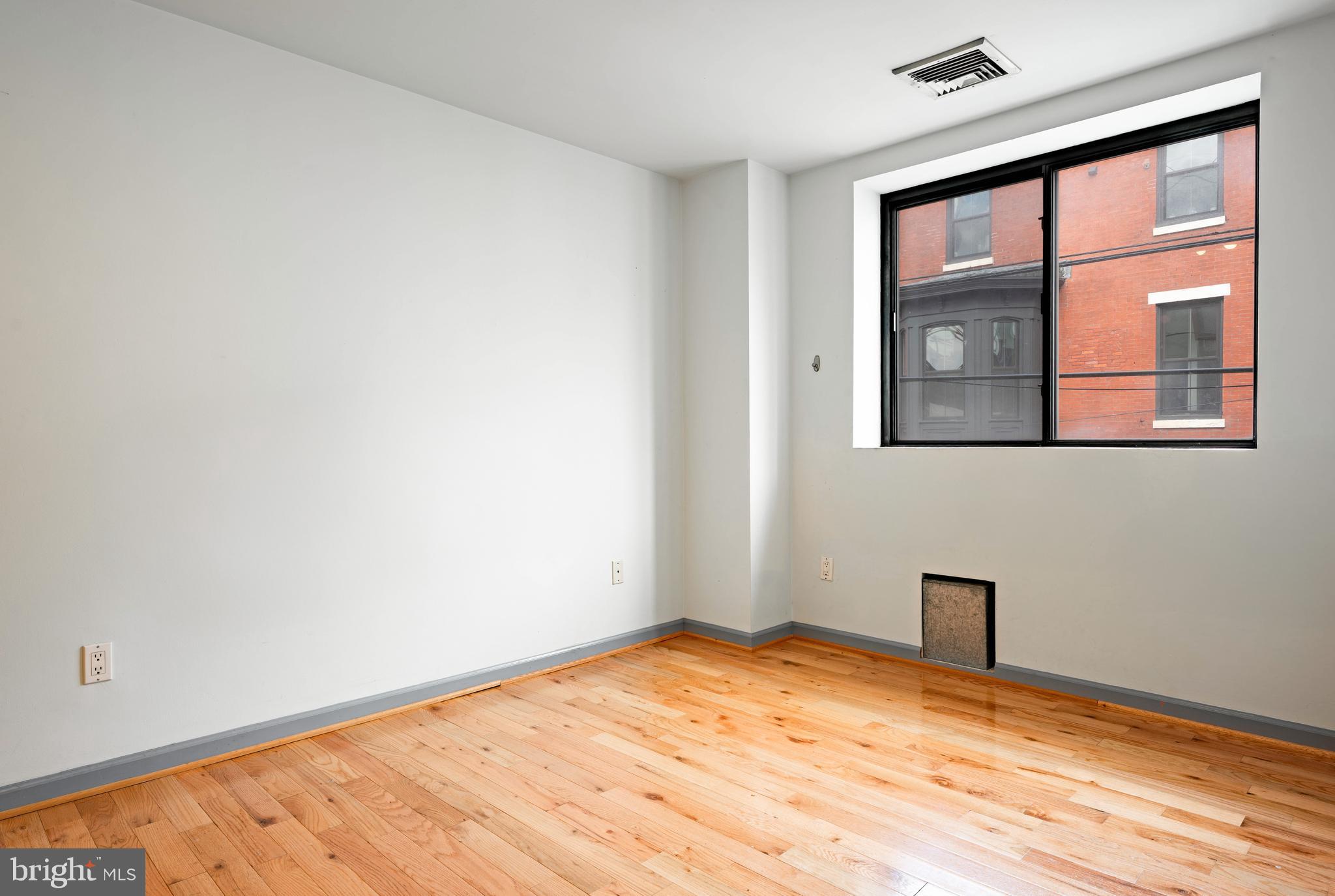 763 South 8th Street, Unit 2 F3 Philadelphia, PA 19147 - Photo 9 of 16