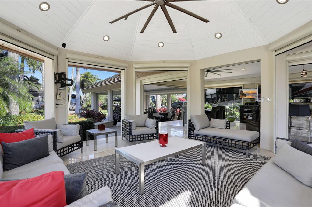 431 South Cortez Drive, Unit 431 Margate, FL 33068 - Photo 4 of 32 a living room with furniture and a large window