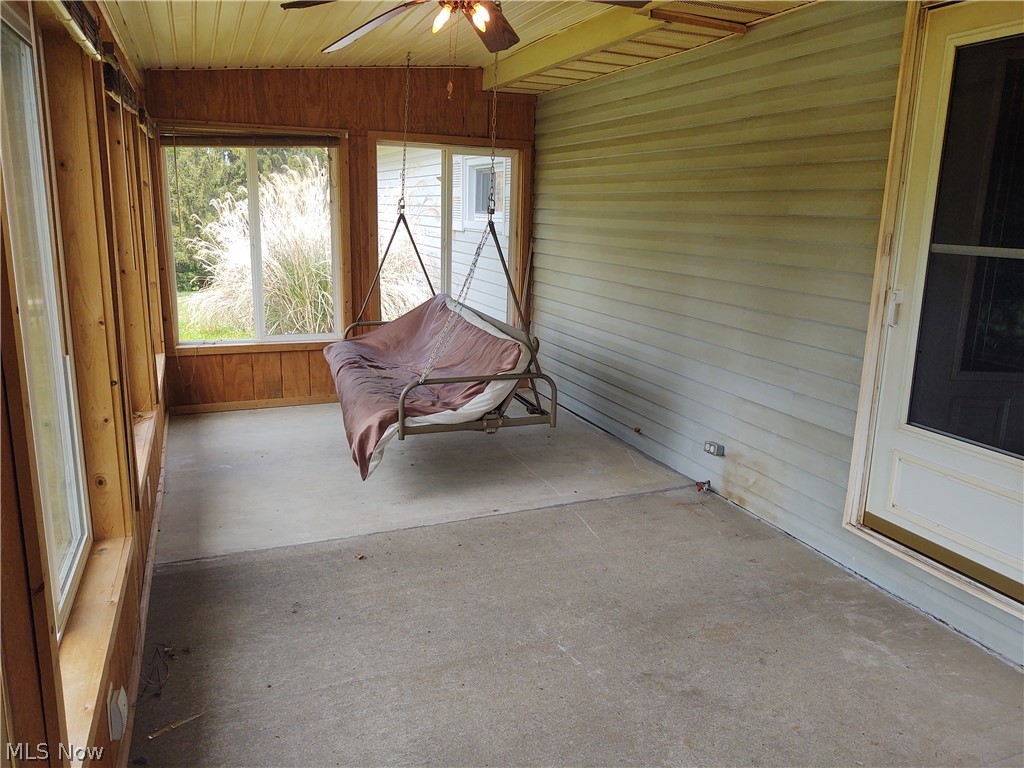 7226 Huntsman Road Cambridge, OH 43725 - Photo 2 of 25