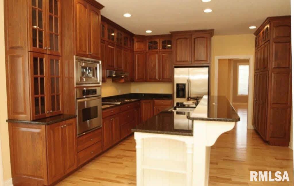 5404 Hugo Road Bettendorf, IA 52722 - Photo 14 of 24 Gallery Image 14