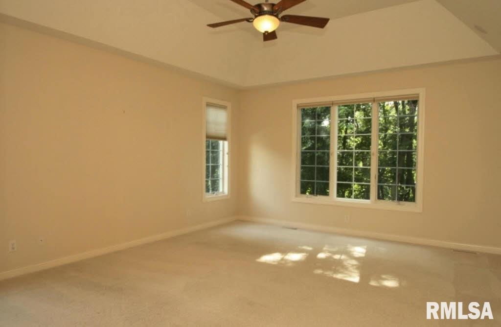 5404 Hugo Road Bettendorf, IA 52722 - Photo 17 of 24 Gallery Image 17