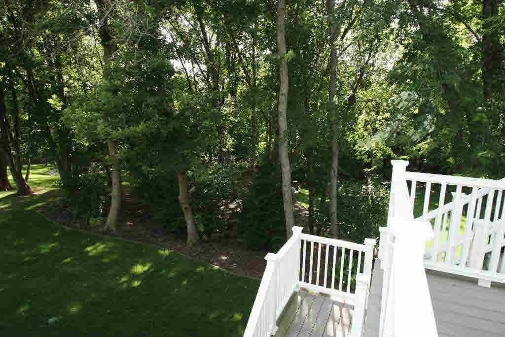 5404 Hugo Road Bettendorf, IA 52722 - Photo 6 of 24 Gallery Image 6
