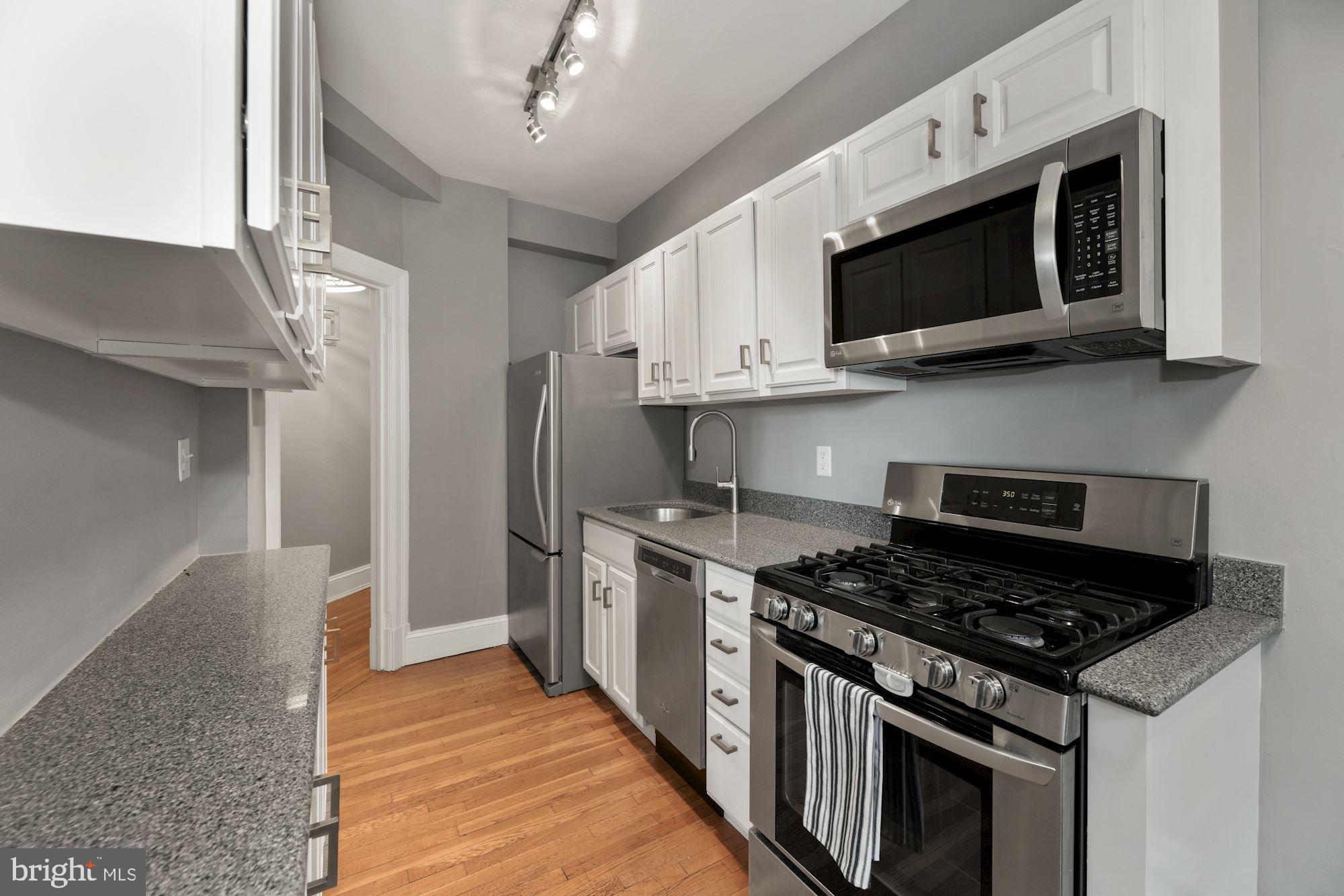 2707 Adams Mill Road Northwest, Unit 305 Washington, DC 20009 - Photo 14 of 30 Gallery Image 14