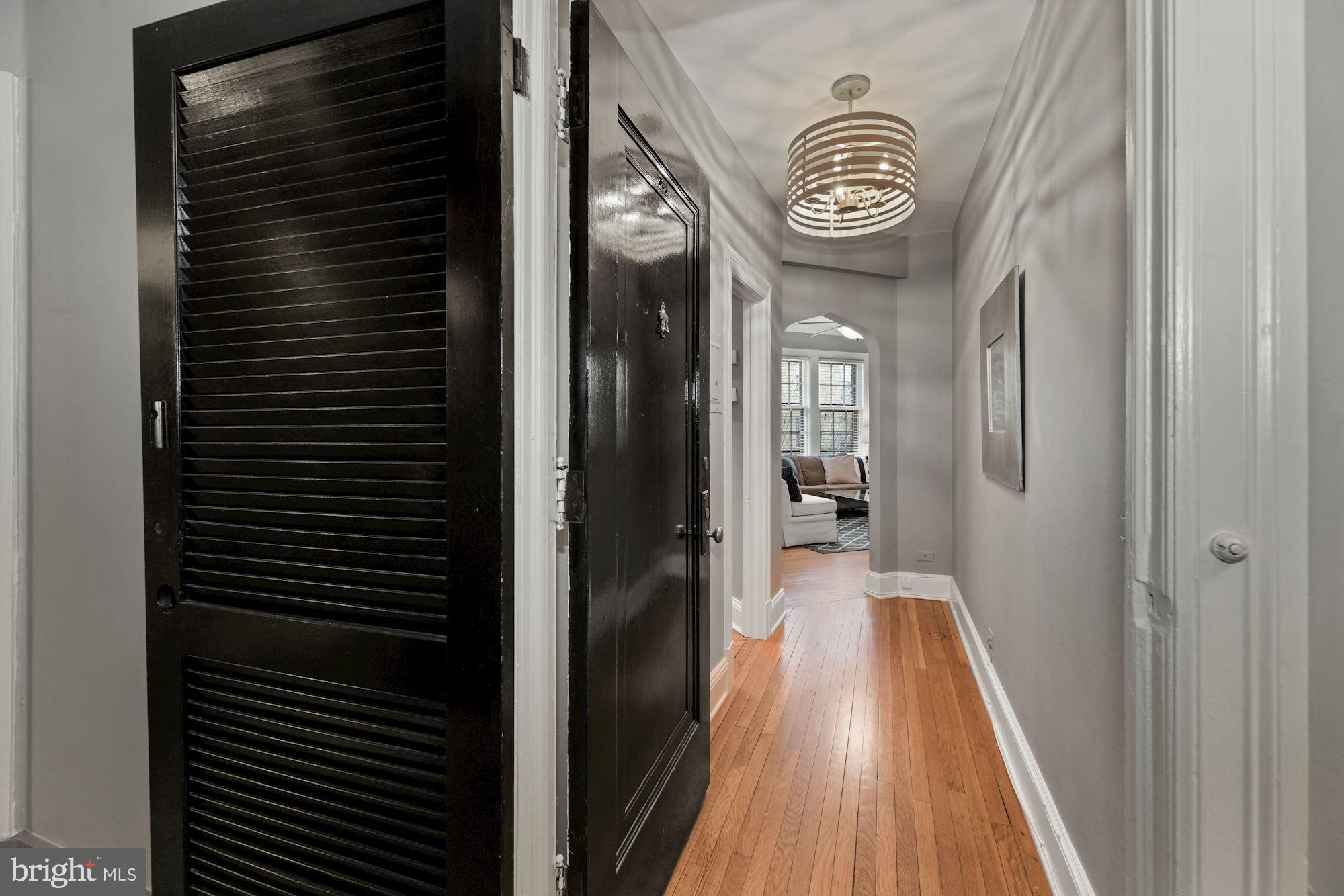 2707 Adams Mill Road Northwest, Unit 305 Washington, DC 20009 - Photo 6 of 30 Gallery Image 6