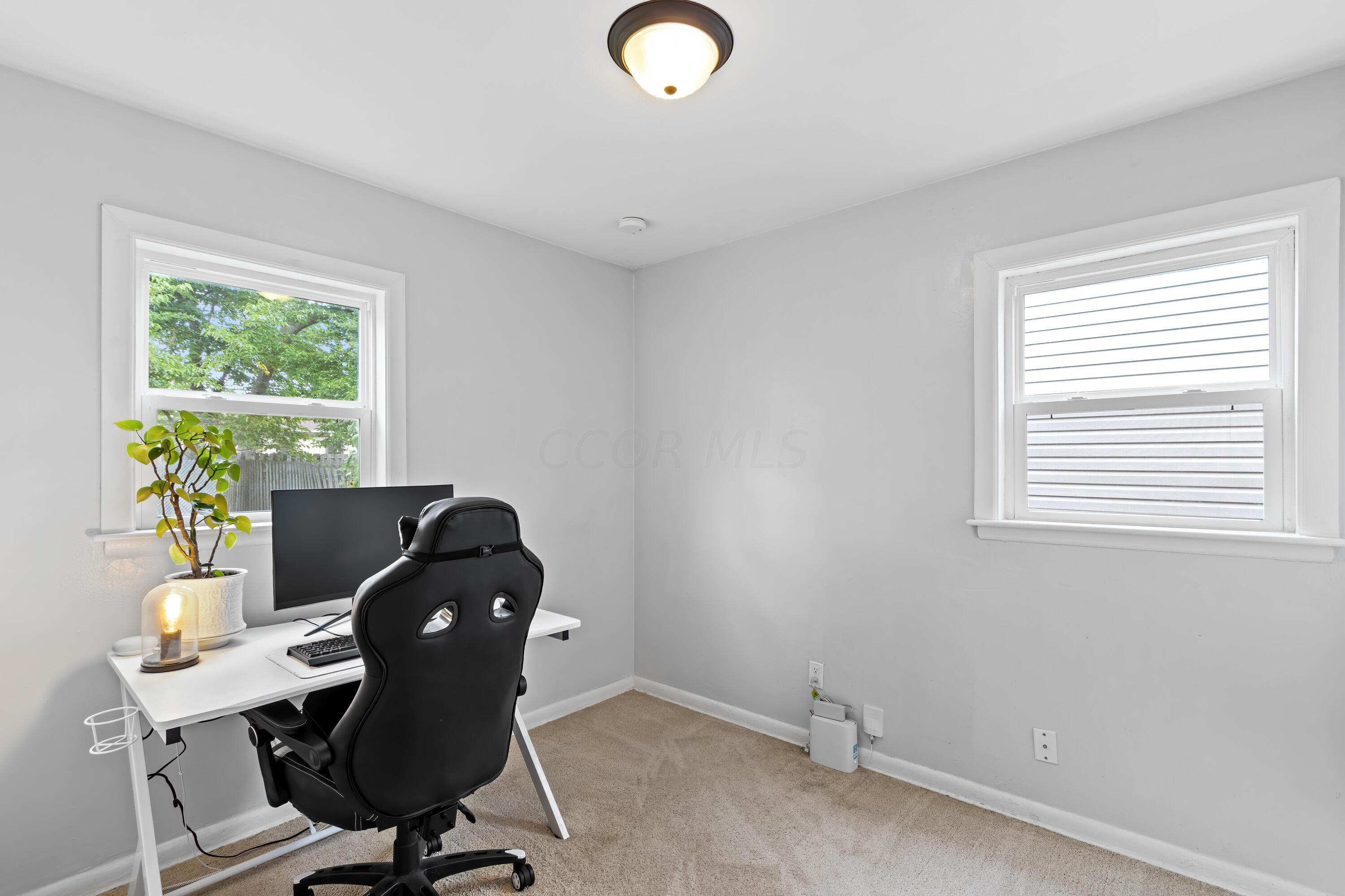 171 South Ashburton Road Columbus, OH 43213 - Photo 14 of 29 171 South Ashburton Road-19.jpg-FULL