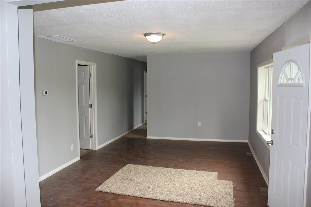 2206 West Dupont Road Fort Wayne, IN 46818 - Photo 8 of 14