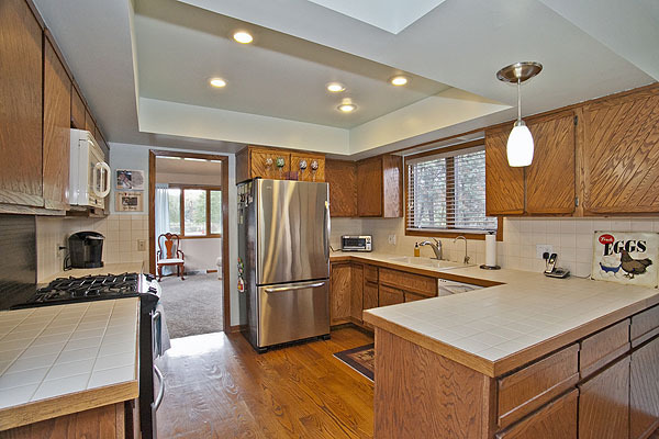 43W577 Scott Road Sugar Grove, IL 60554 - Photo 9 of 25