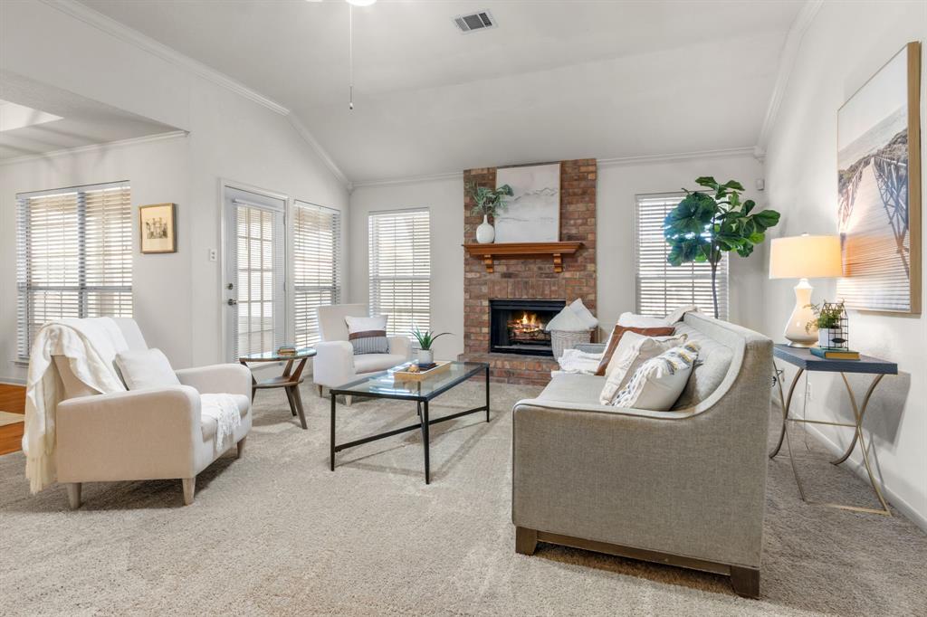 120 Briar Ridge Drive Hewitt, TX 76643 - Photo 3 of 32