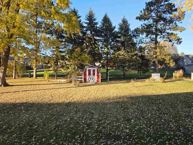 $299,900 | 1101 East Arnold Street, Sandwich, IL 60548