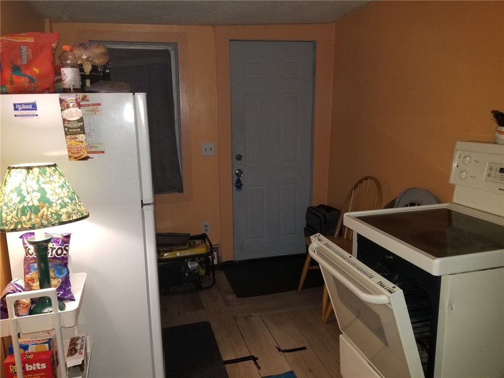 187 Boyden Street Woonsocket, RI 02895 - Photo 5 of 7