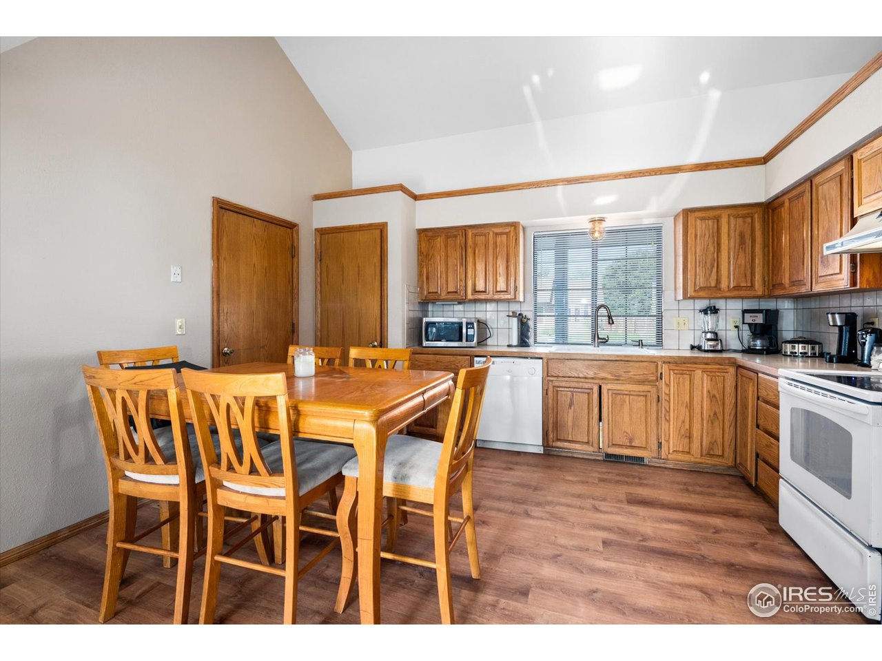 2031 Red Cloud Road Longmont, CO 80504 - Photo 10 of 34 Gallery Image 10