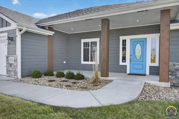 $469,900 | 3321 Southeast 23rd Street, Topeka, KS 66605