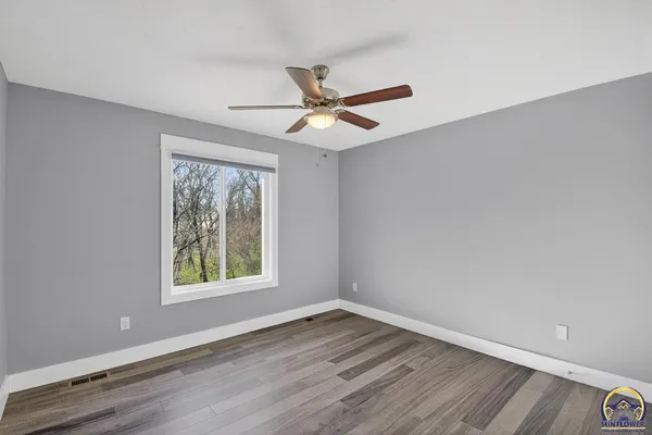 $469,900 | 3321 Southeast 23rd Street, Topeka, KS 66605