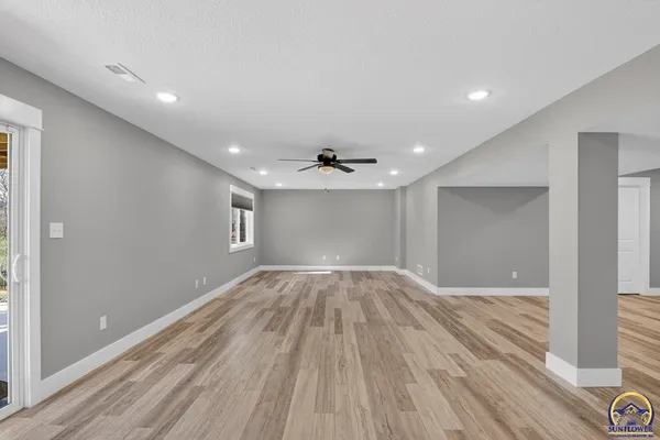 $469,900 | 3321 Southeast 23rd Street, Topeka, KS 66605