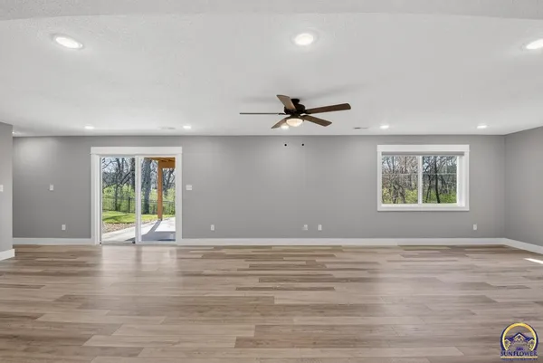 $469,900 | 3321 Southeast 23rd Street, Topeka, KS 66605