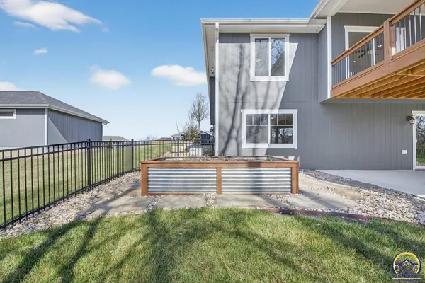 $469,900 | 3321 Southeast 23rd Street, Topeka, KS 66605