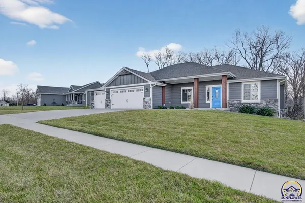 $469,900 | 3321 Southeast 23rd Street, Topeka, KS 66605