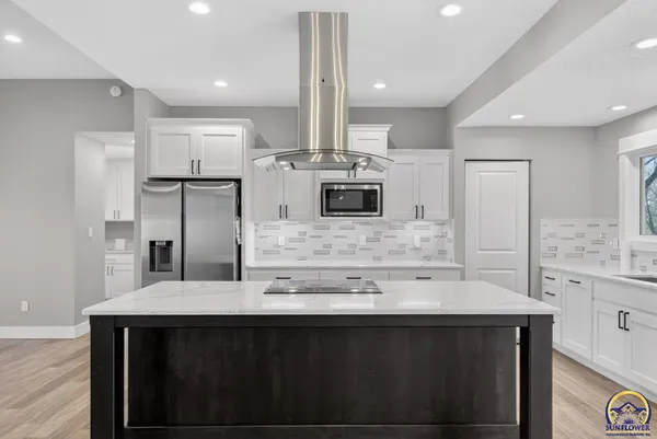 $469,900 | 3321 Southeast 23rd Street, Topeka, KS 66605