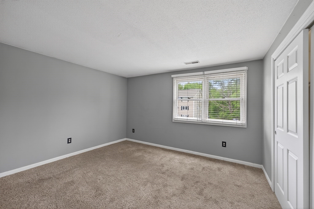 1575 Braley Road, Unit 28 New Bedford, MA 02745 - Photo 20 of 26