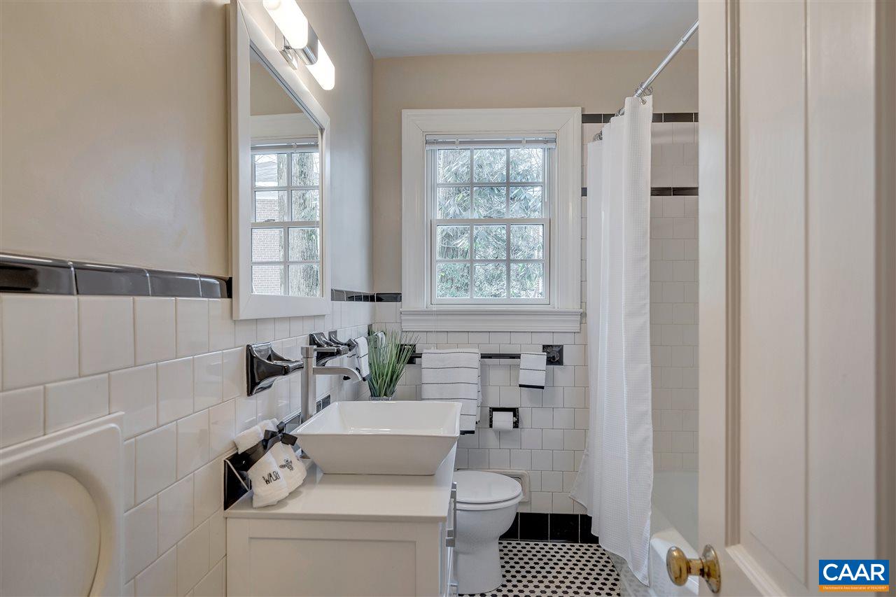 1326 Hilltop Road Charlottesville, VA 22903 - Photo 19 of 38 Gallery Image 19