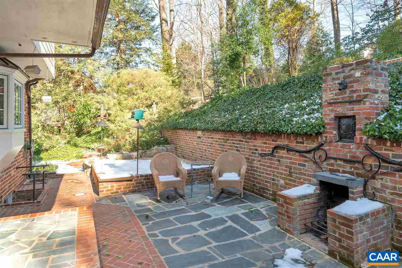 1326 Hilltop Road Charlottesville, VA 22903 - Photo 4 of 38 Gallery Image 4